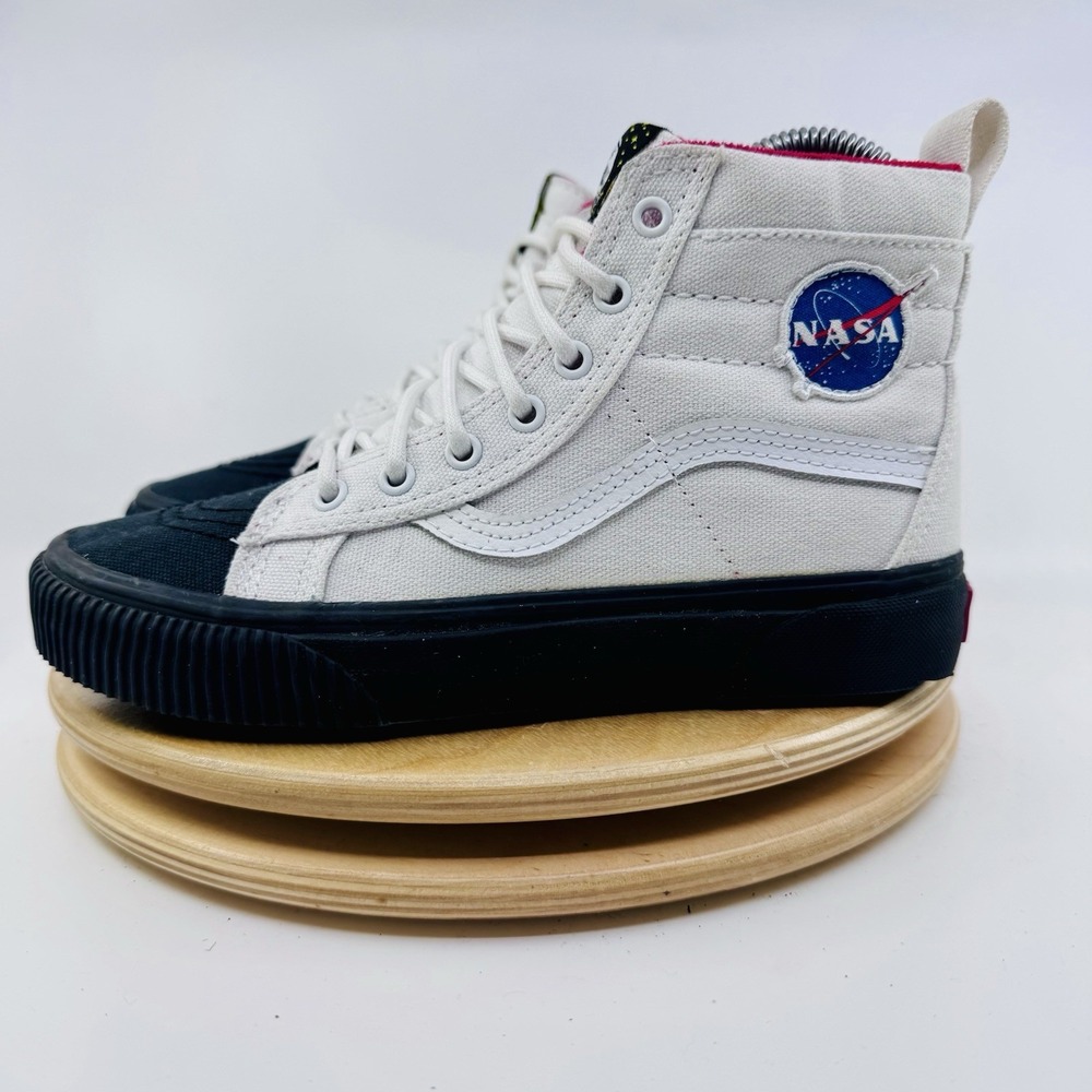 Vans x NASA Space Voyager SK8-Hi MTE Kids 4 White Black High Top Shoes Boys Girl